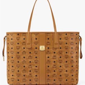 MCM Reversible Liz Shopper In Visetos